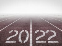 year-6786741_1920 by Tumisu https://pixabay.com/photos/year-2022-track-new-year-calendar-6786741/